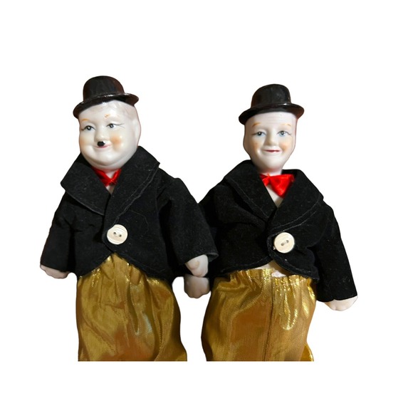 2 Vintage LAUREL AND HARDY 9" Porcelain Figures Dolls Ceramic Figurines Stands - Picture 3 of 6